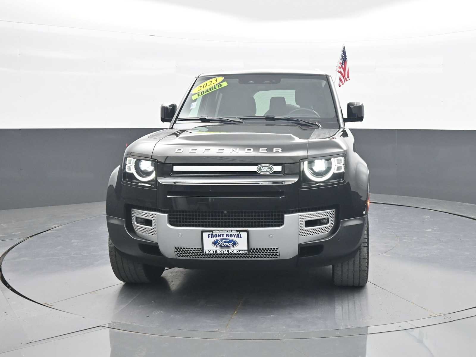 Used 2023 Land Rover Defender 110 SE AWD/4WD image 3