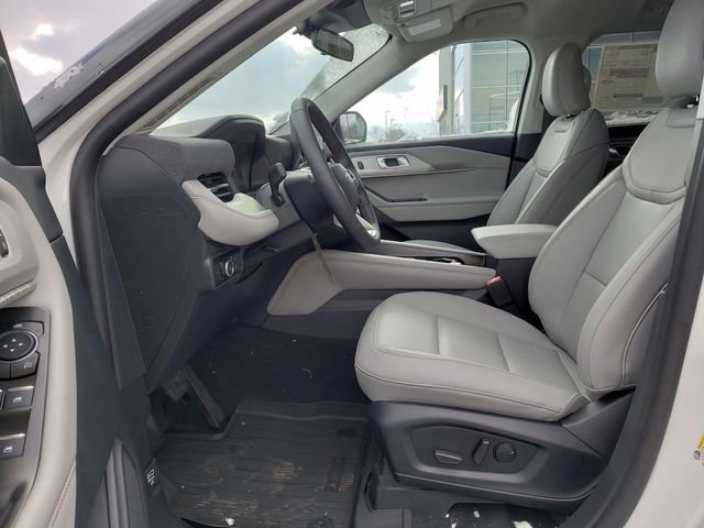 New 2026 Ford Explorer Active image 17