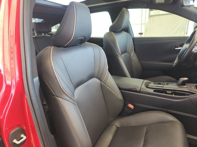Used 2023 Toyota Crown Platinum AWD/4WD image 28