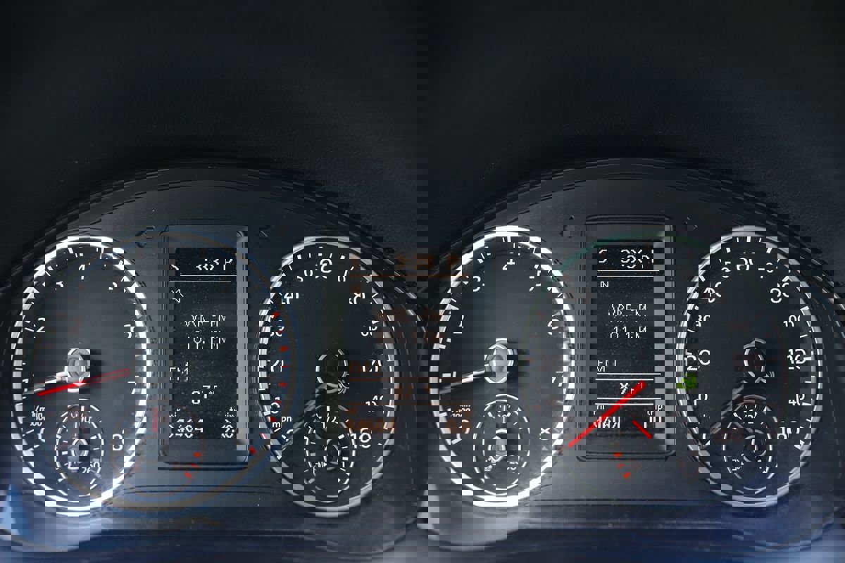 Used 2013 Volkswagen Tiguan SE image 17