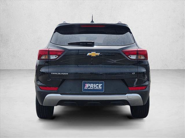 Used 2023 Chevrolet TrailBlazer LT w/ Convenience Package FWD image 5