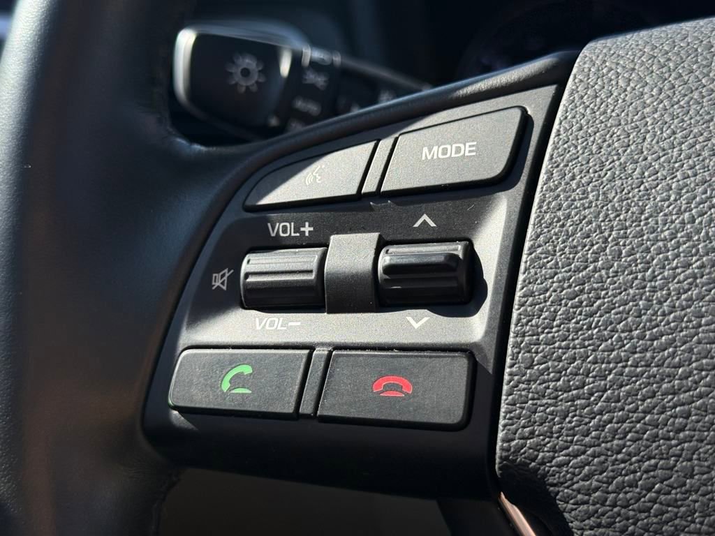 Used 2016 Hyundai Genesis 3.8 w/ Option Group 04 image 32