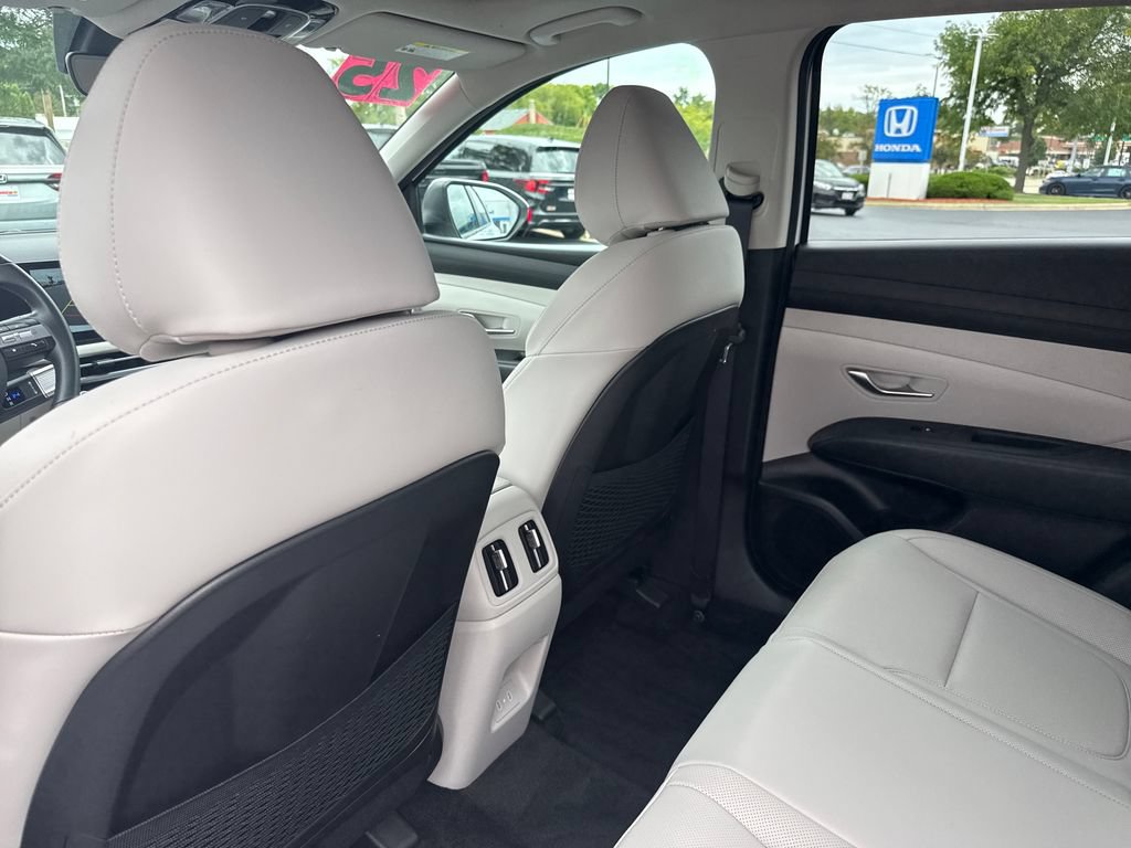 Certified 2025 Hyundai Tucson SEL AWD/4WD image 21