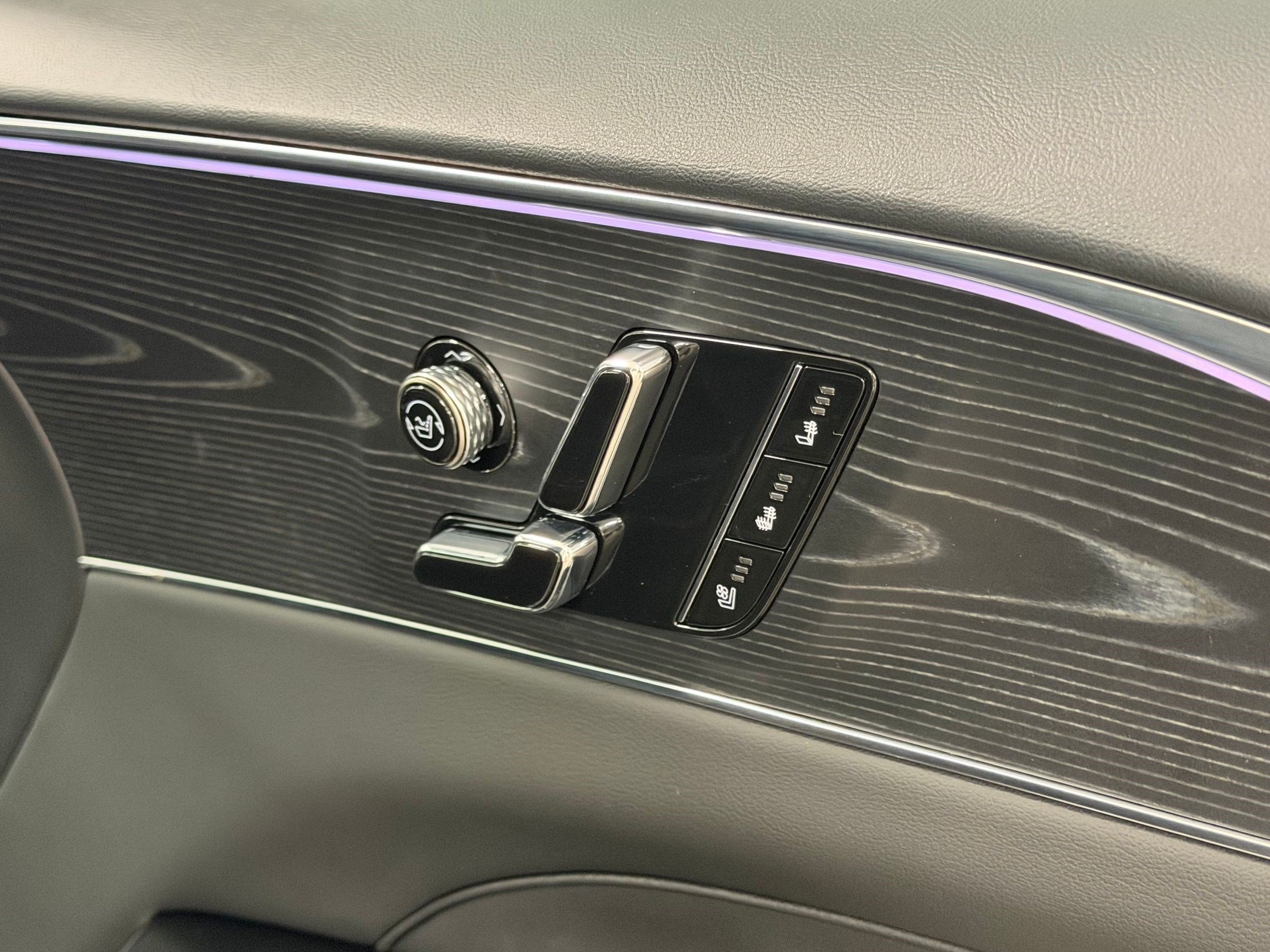 Certified 2024 Cadillac Lyriq Luxury RWD image 49