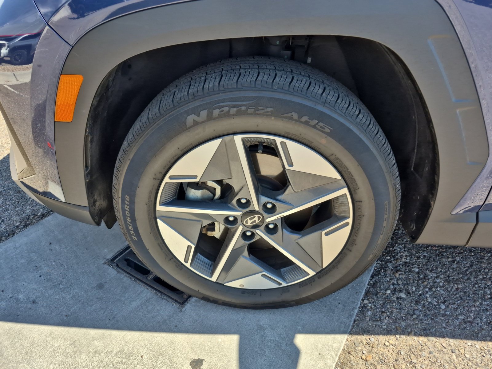 Used 2025 Hyundai Tucson SEL AWD/4WD image 24