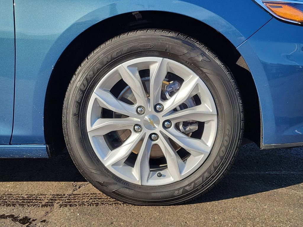 Used 2024 Chevrolet Malibu LT image 9