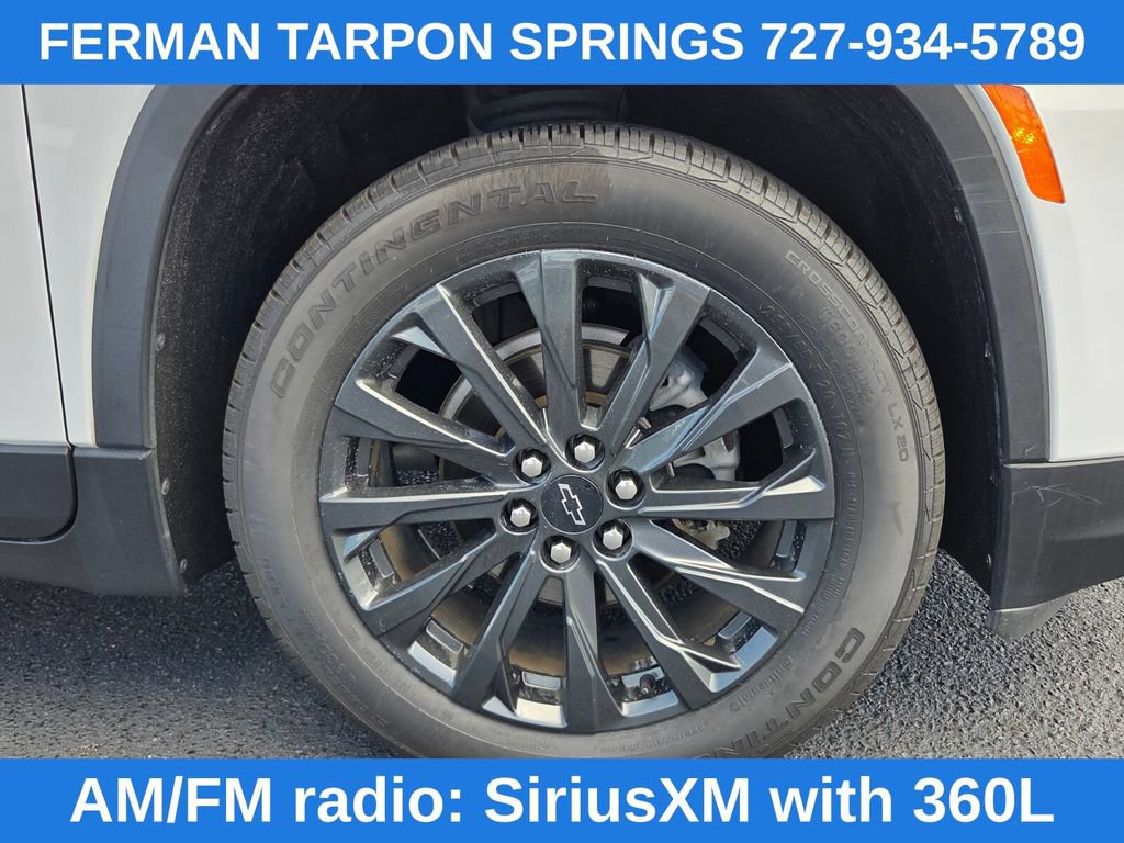 Used 2023 Chevrolet Traverse RS FWD image 14