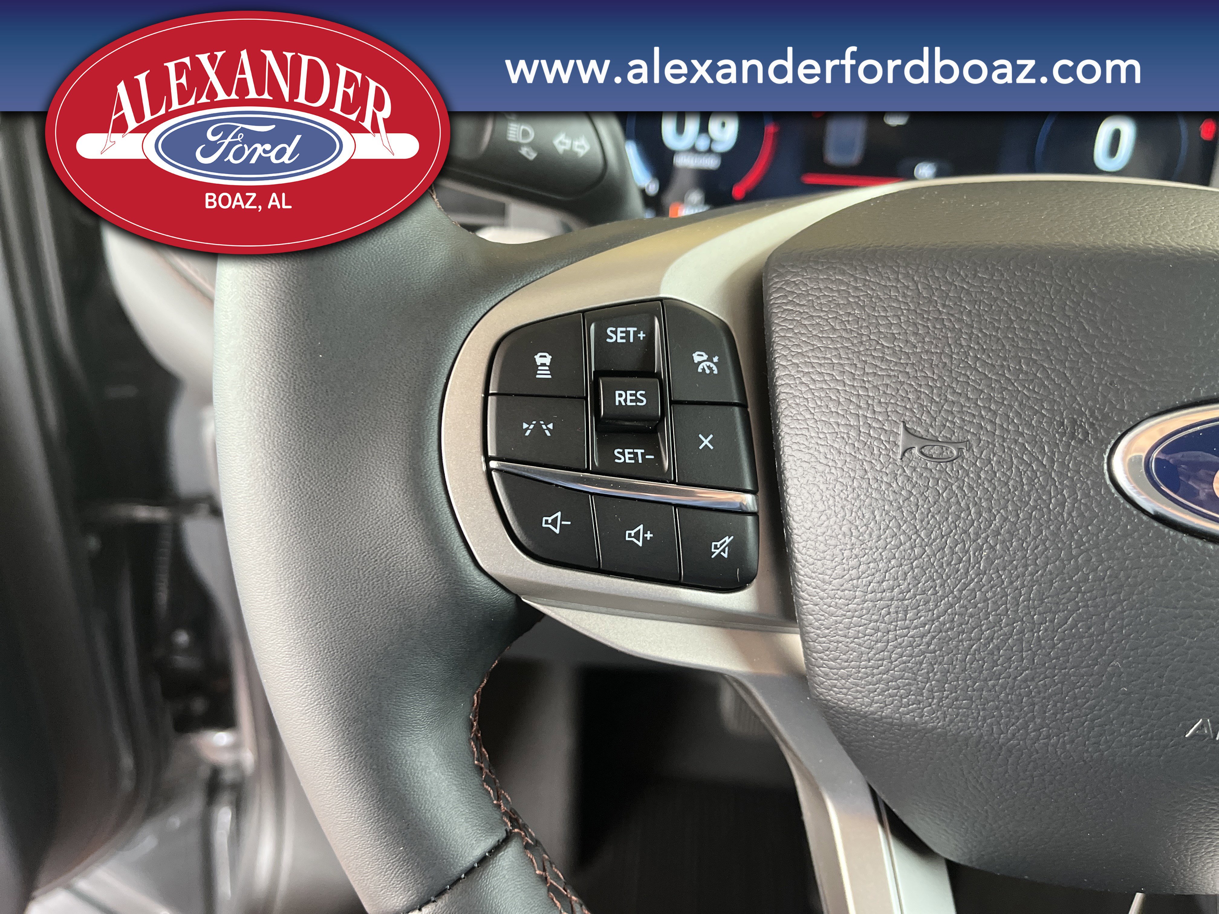 New 2026 Ford Explorer Active w/ Active Comfort Package image 25