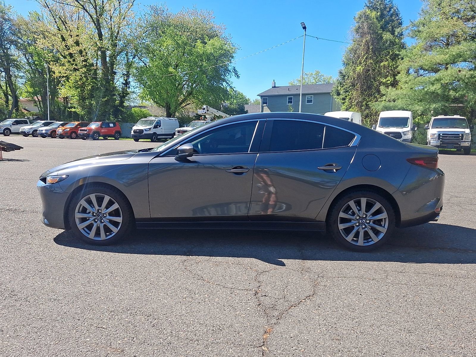 Used 2024 MAZDA MAZDA3 s FWD image 4