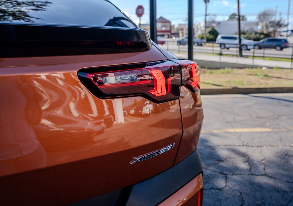 Used 2025 BMW X2 xDrive28i image 28