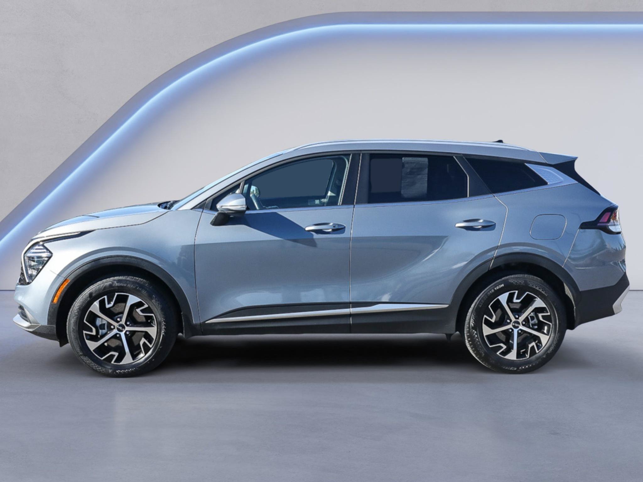 Certified 2024 Kia Sportage EX AWD/4WD image 3