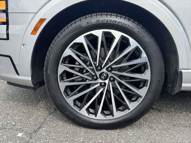 Certified 2026 Hyundai Palisade Calligraphy AWD/4WD image 9