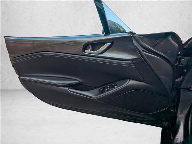 Used 2023 MAZDA MX-5 Miata Grand Touring w/ Weather Package image 11