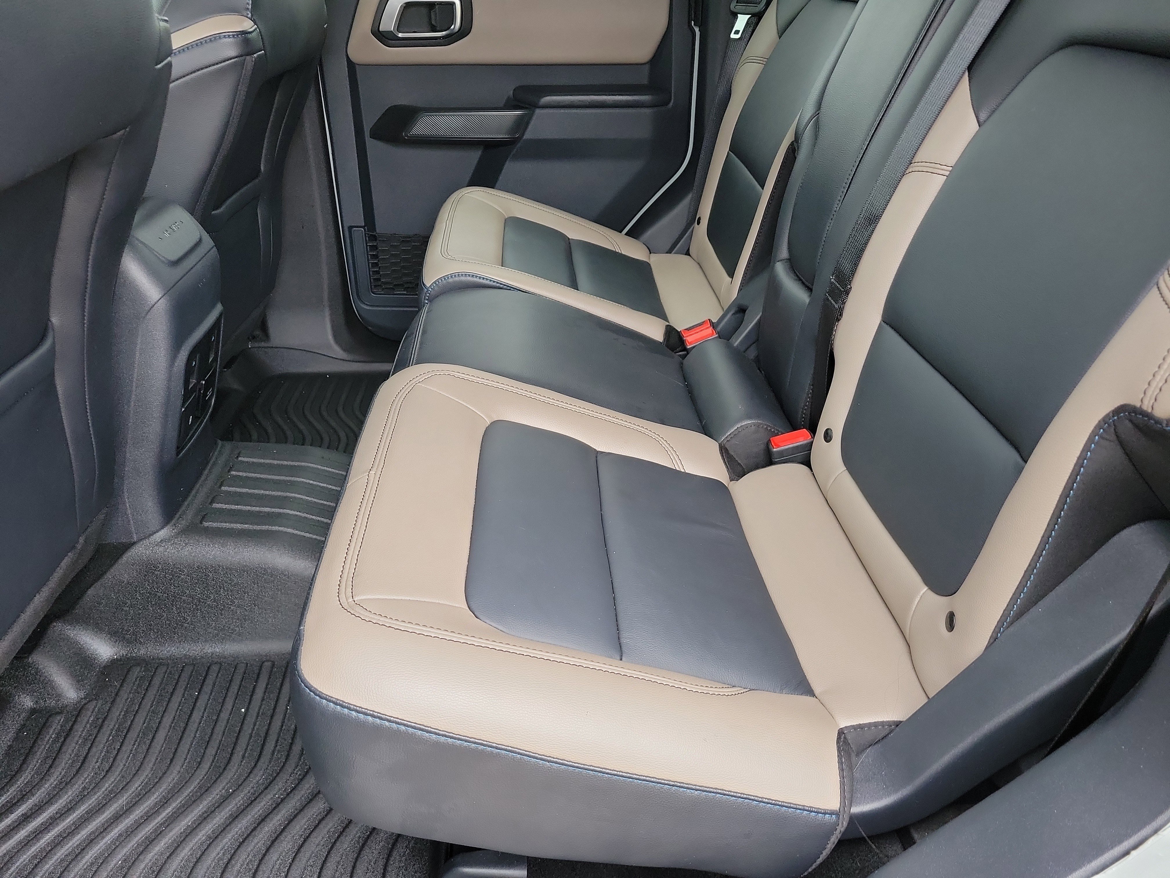 Used 2024 Ford Bronco Wildtrak image 18