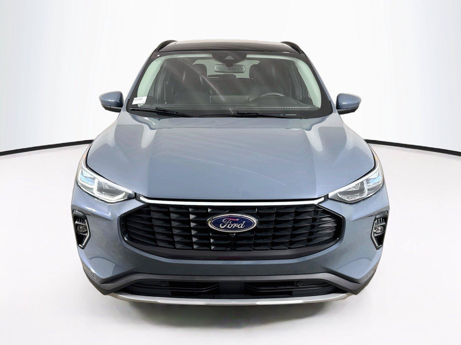 Used 2023 Ford Escape Platinum w/ Class II Trailer Tow Package AWD/4WD image 8