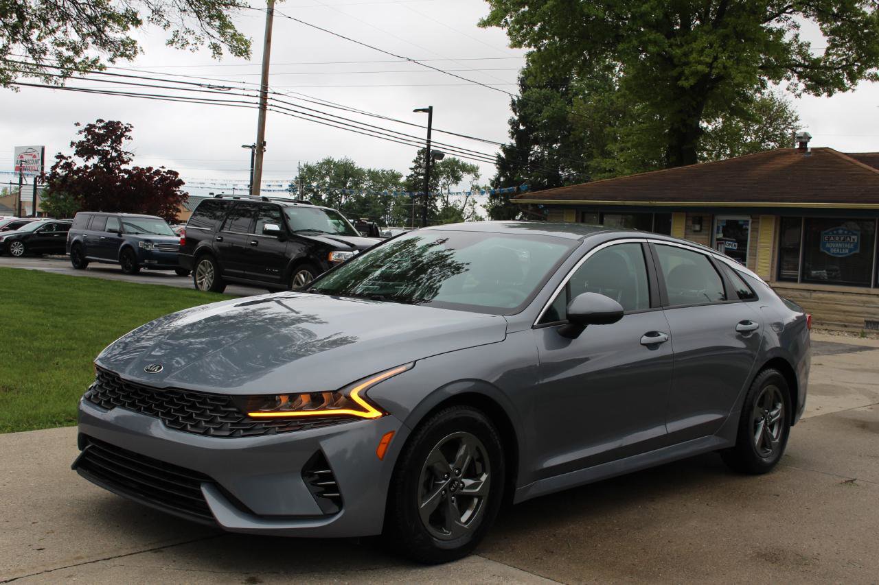 Used 2021 Kia K5 LXS FWD image 5