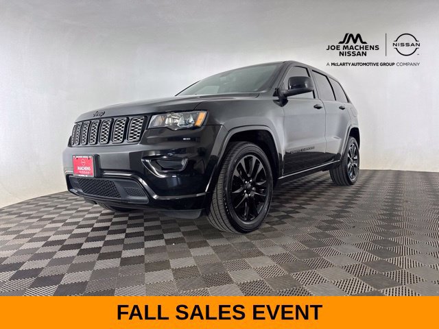 Used 2019 Jeep Grand Cherokee Altitude AWD/4WD image 7