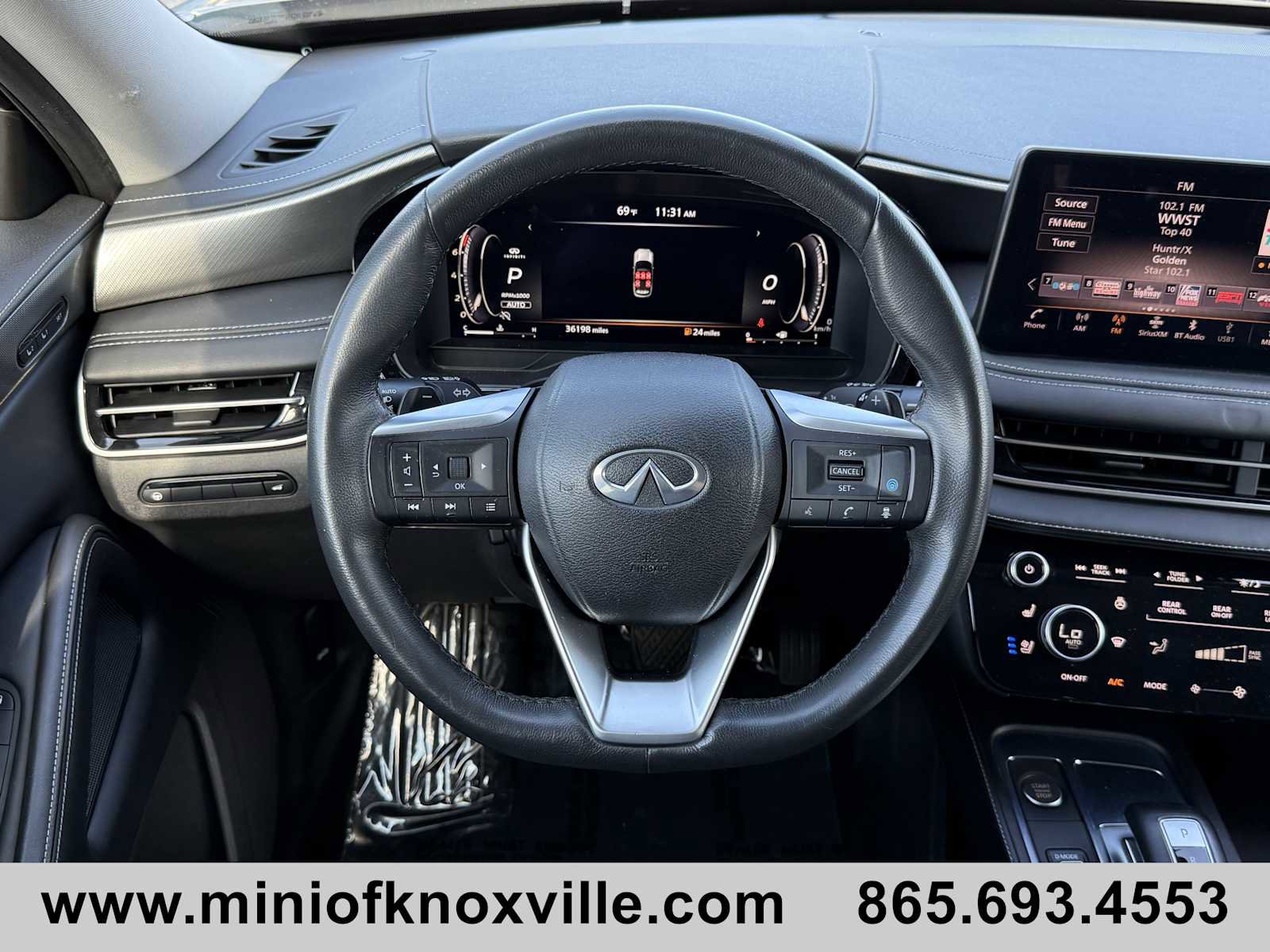 Used 2023 INFINITI QX60 Luxe w/ Cargo Package image 16