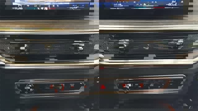 Used 2026 BMW X6 xDrive40i image 22