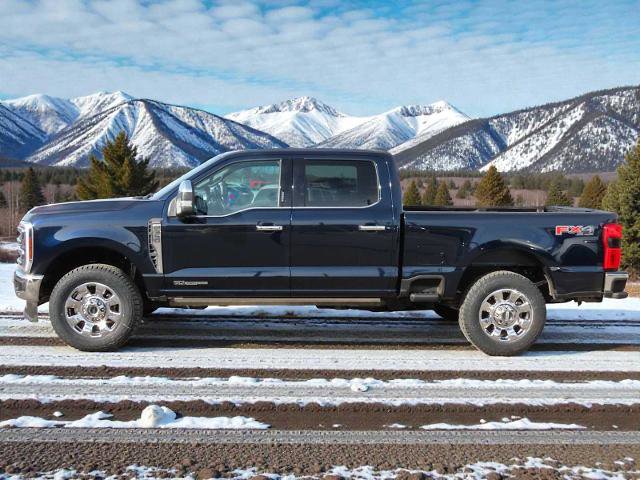 Certified 2024 Ford F350 Lariat w/ Lariat Ultimate Package image 3