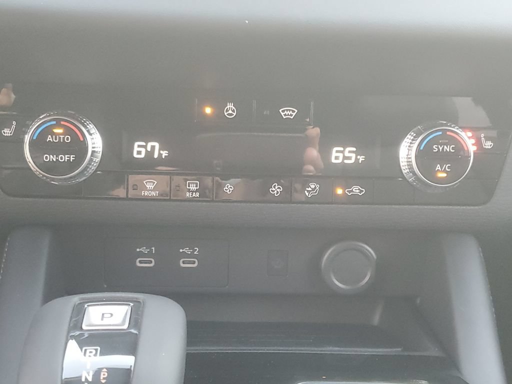 New 2026 Mitsubishi Outlander SE AWD/4WD image 31