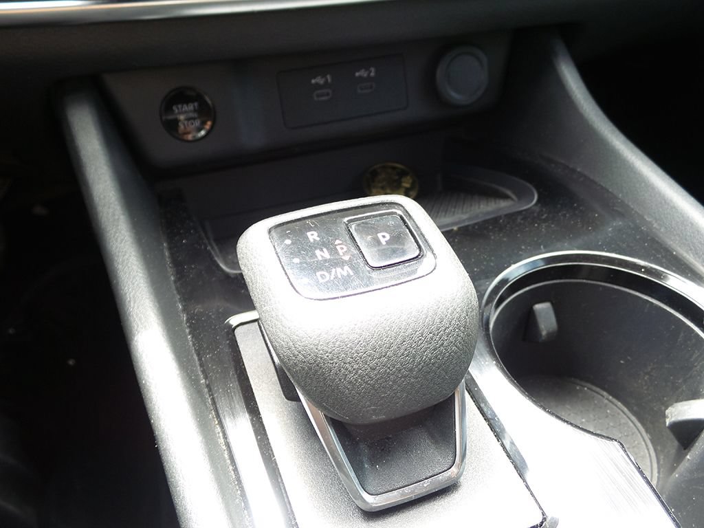 Used 2024 Nissan Rogue S FWD image 46