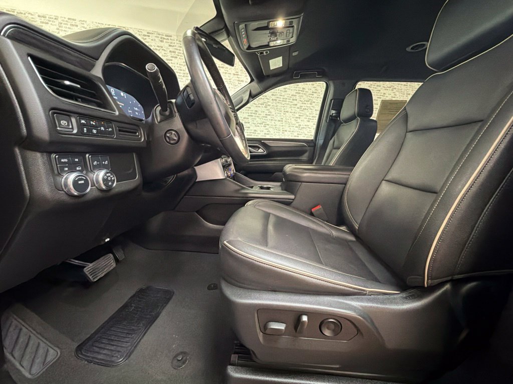 Used 2022 GMC Yukon SLT w/ SLT Luxury Package AWD/4WD image 26