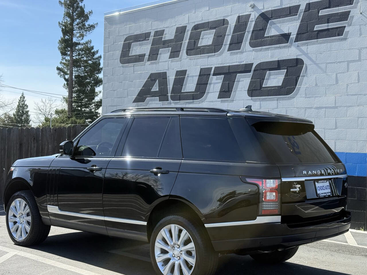 Used 2016 Land Rover Range Rover Supercharged image 26