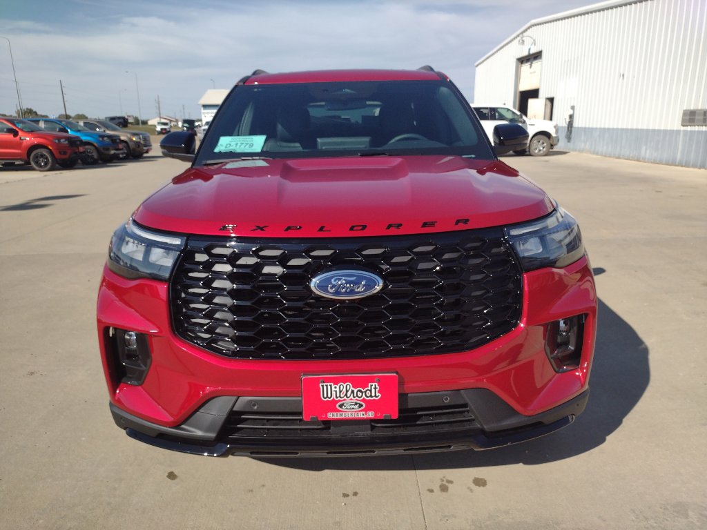 New 2025 Ford Explorer ST-Line image 3