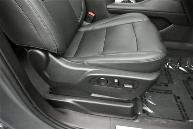 Used 2021 Chevrolet Suburban LT RWD image 30