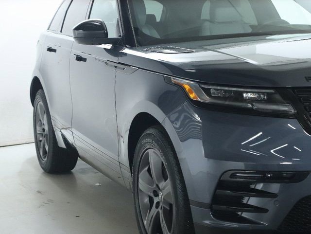 Certified 2024 Land Rover Range Rover Velar Dynamic SE AWD/4WD image 12