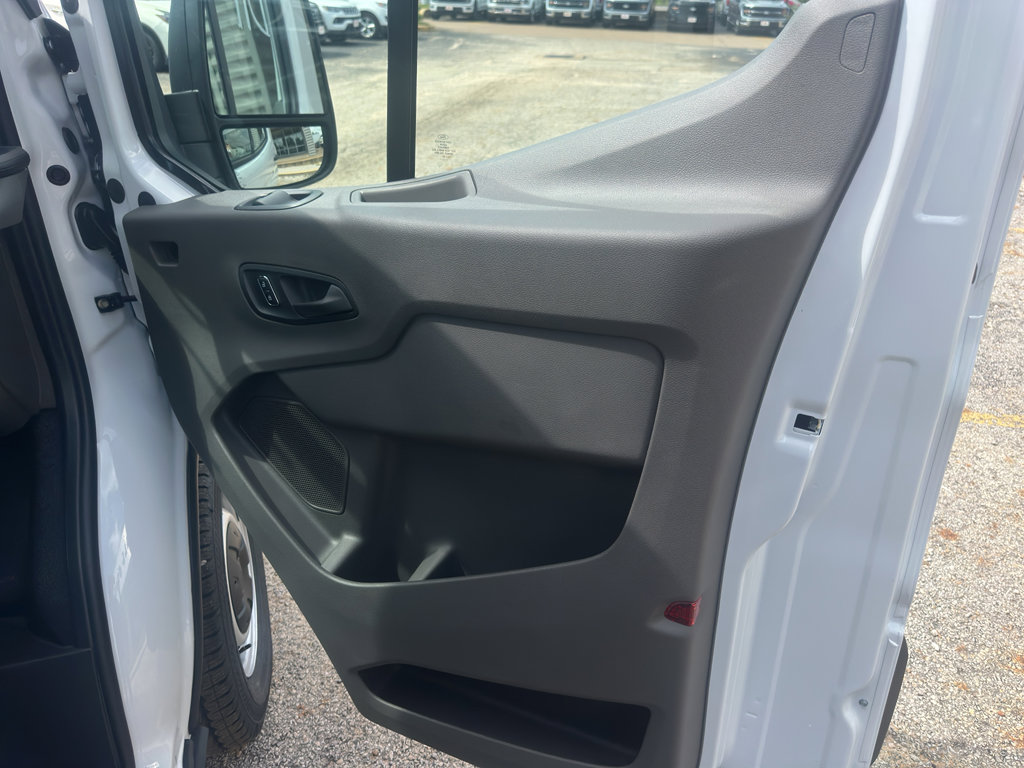 New 2025 Ford Transit 250 148 Medium Roof w/ Load Area Protection Package image 15