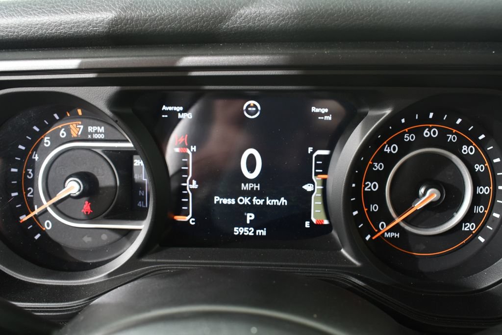 Used 2024 Jeep Gladiator Sport AWD/4WD image 24