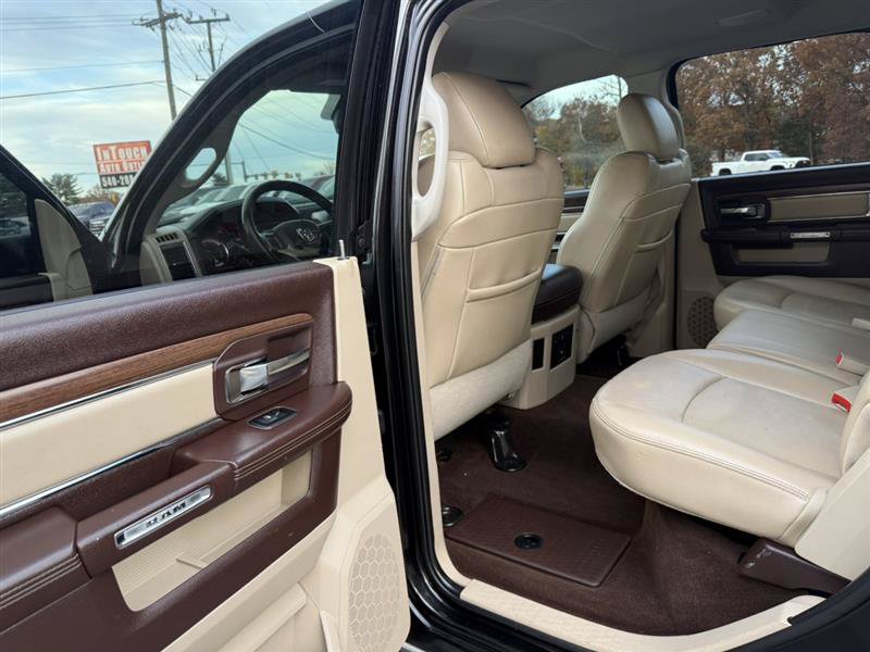 Used 2016 RAM 1500 Laramie w/ Convenience Group AWD/4WD image 21