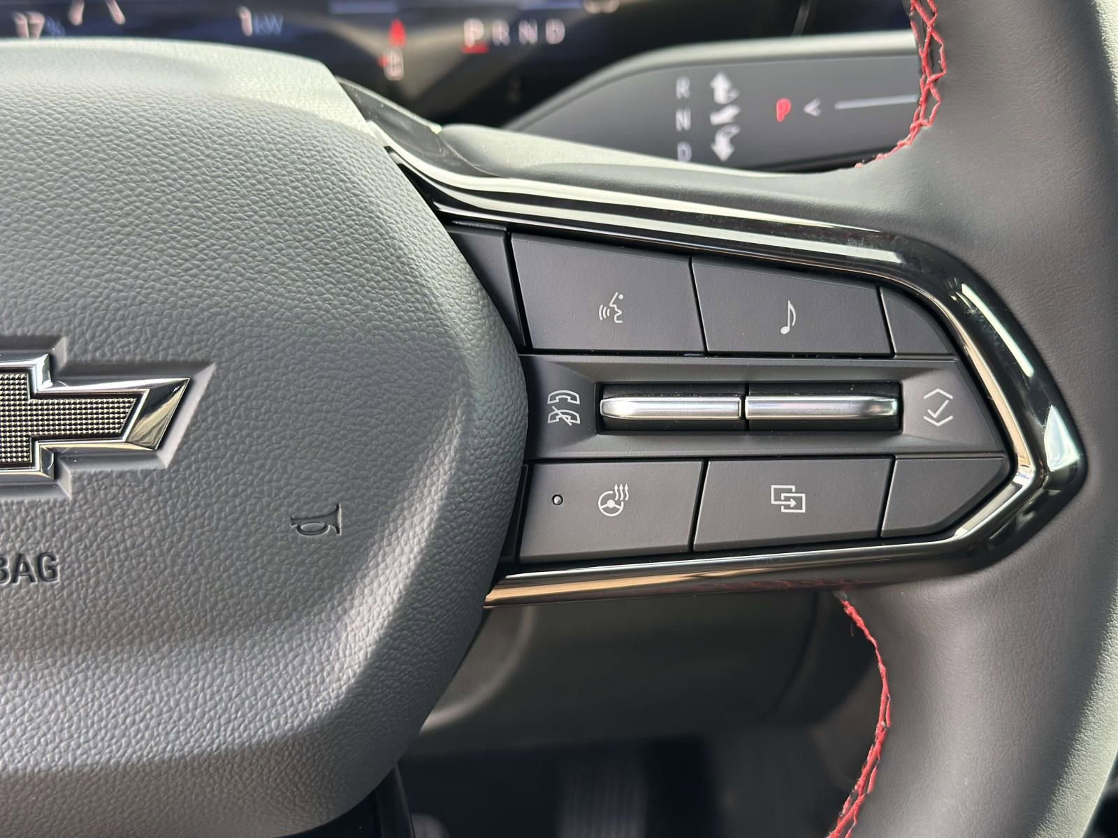 New 2026 Chevrolet Equinox EV RS image 14