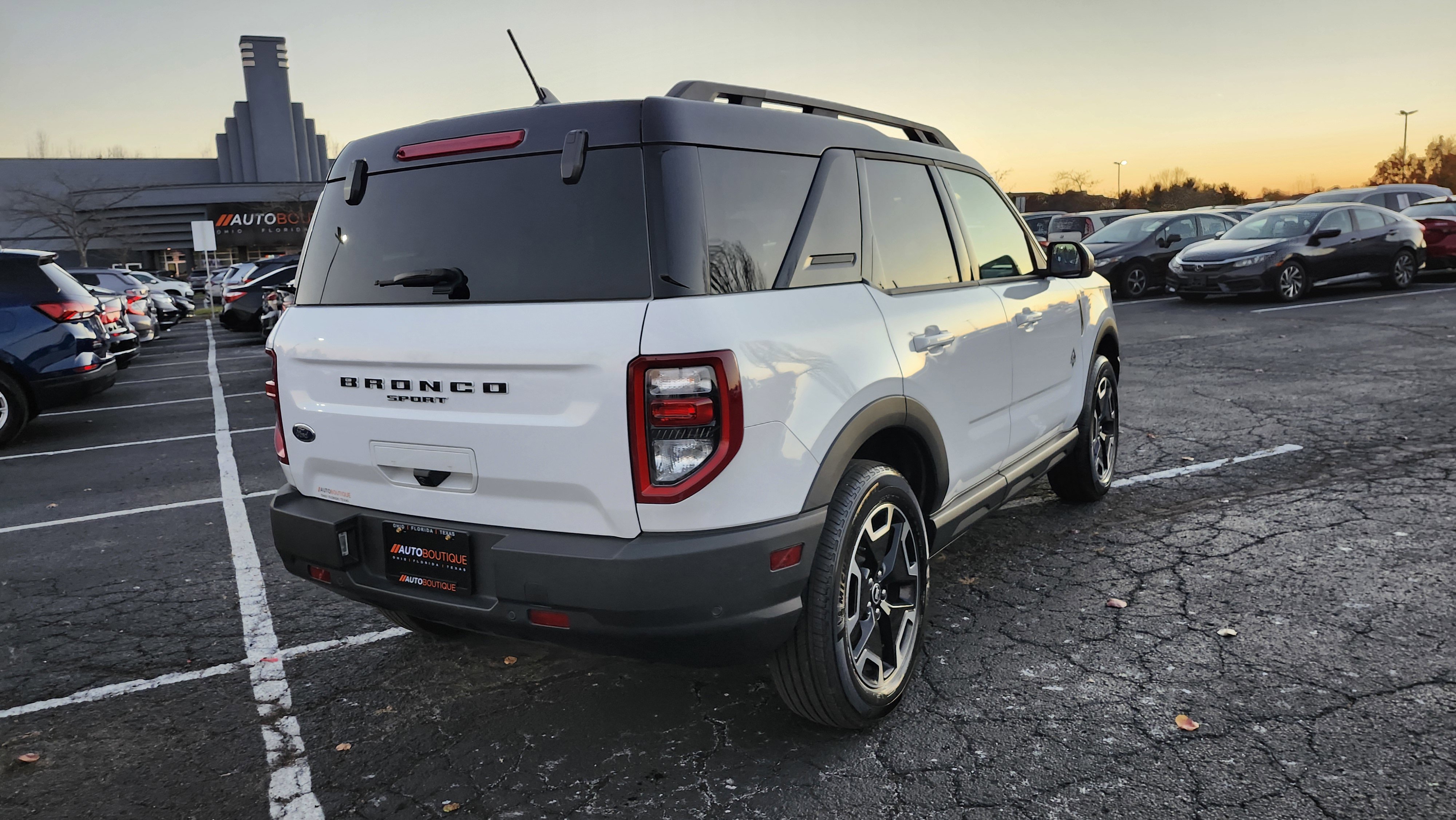 Used 2023 Ford Bronco Sport Outer Banks w/ Tech Package image 18