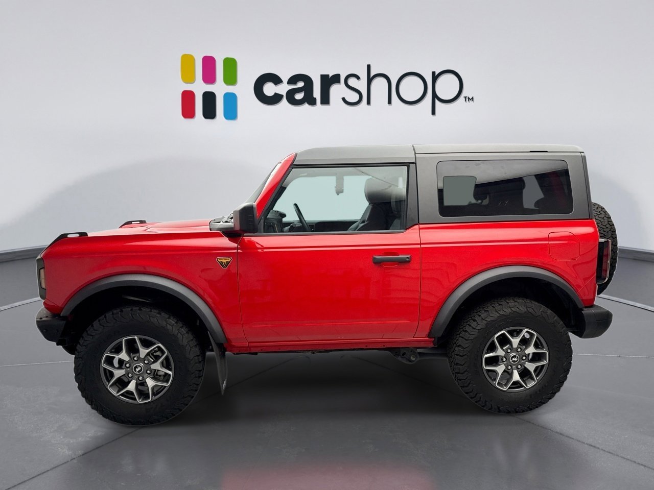 Used 2024 Ford Bronco Badlands image 2