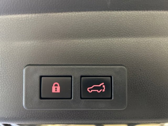 Used 2022 Subaru Ascent Limited w/ Technology Package image 30