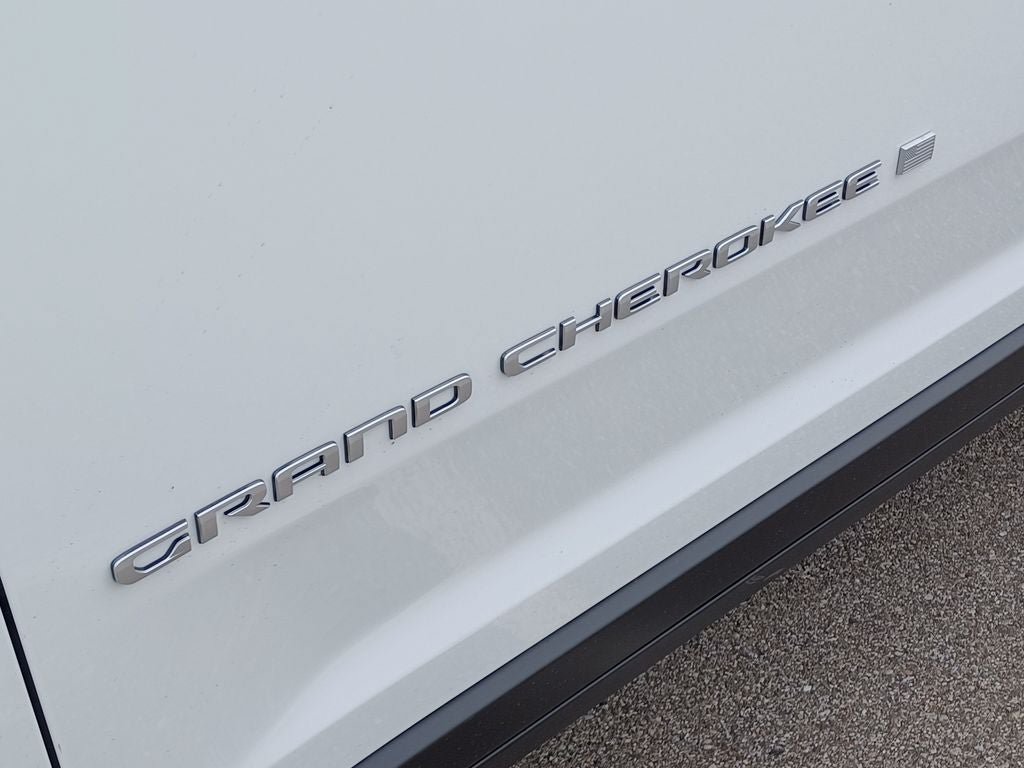 New 2026 Jeep Grand Cherokee L Limited AWD/4WD image 31