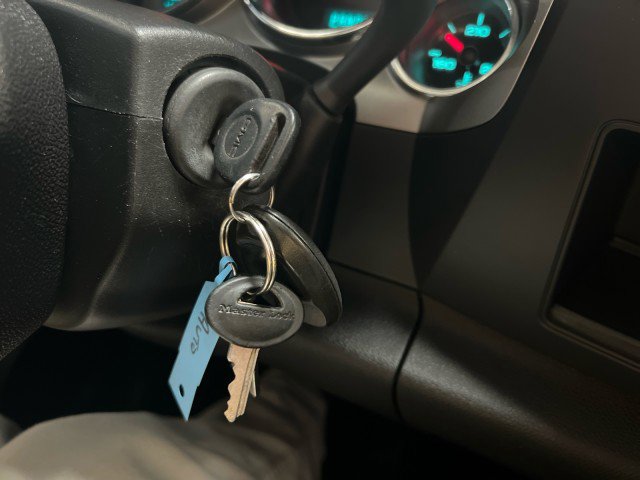 Used 2009 GMC Sierra 1500 SLE w/ Texas Edition image 23