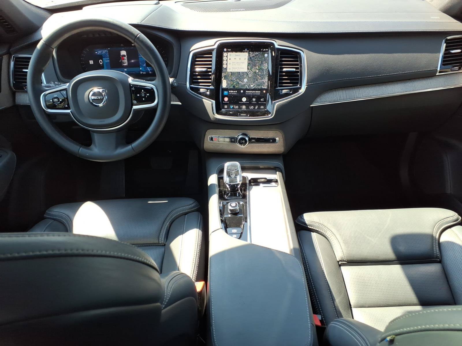 Certified 2024 Volvo XC90 B6 Ultimate w/ Protection Package Premier AWD/4WD image 12