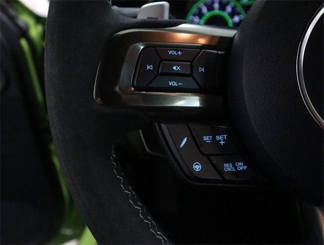 Used 2020 Ford Mustang Shelby GT500 w/ Technology Package RWD image 14