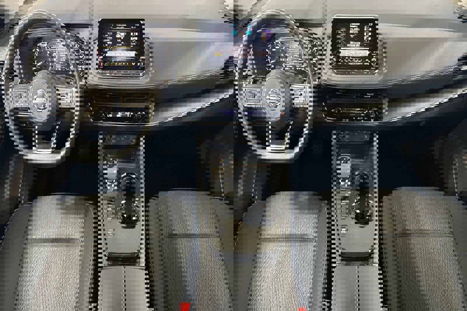 Certified 2024 Nissan Rogue SV image 4