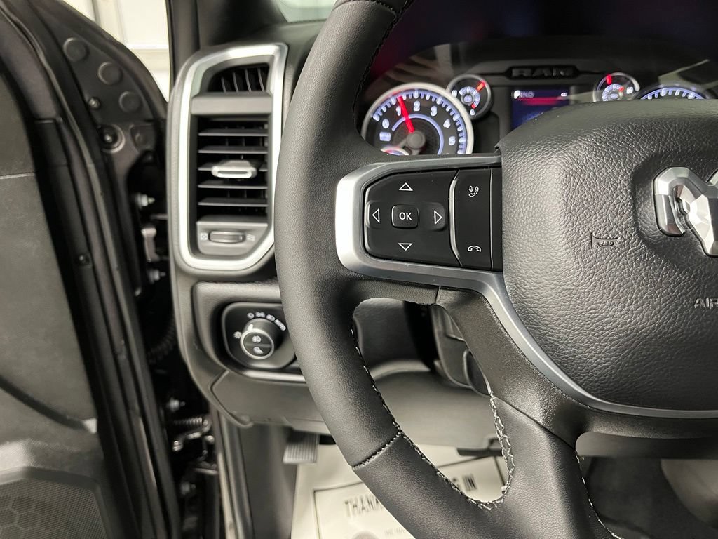 Used 2025 RAM 2500 Big Horn AWD/4WD image 29