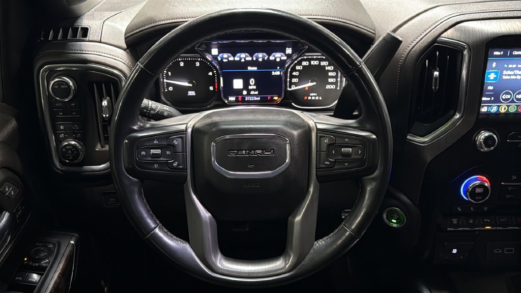 Used 2023 GMC Sierra 3500 Denali w/ Denali Black Diamond Edition AWD/4WD image 20