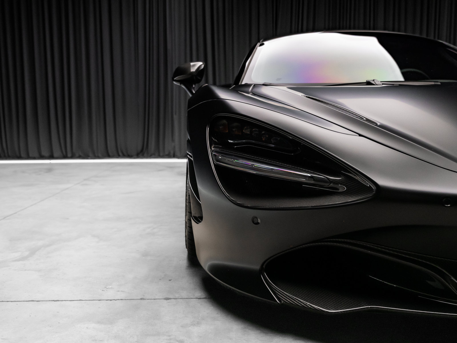 Used 2018 McLaren 720S RWD image 21
