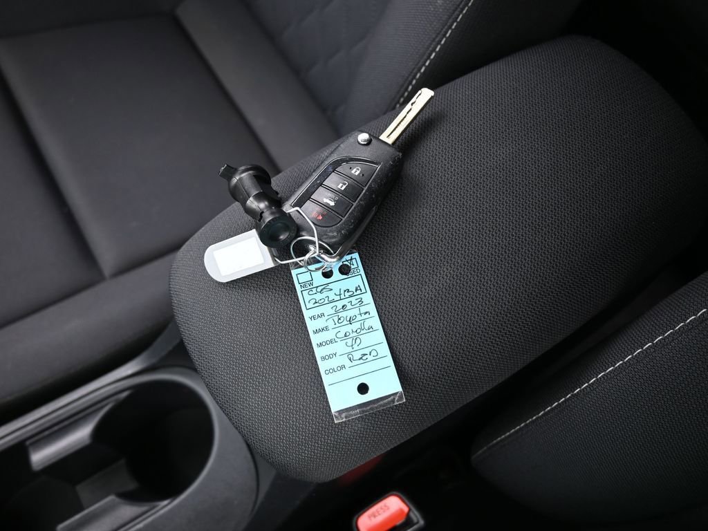 Used 2023 Toyota Corolla Hybrid Sedan image 18