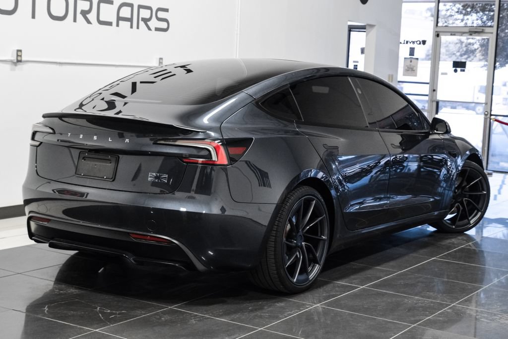 Used 2025 Tesla Model 3 Performance AWD/4WD image 9