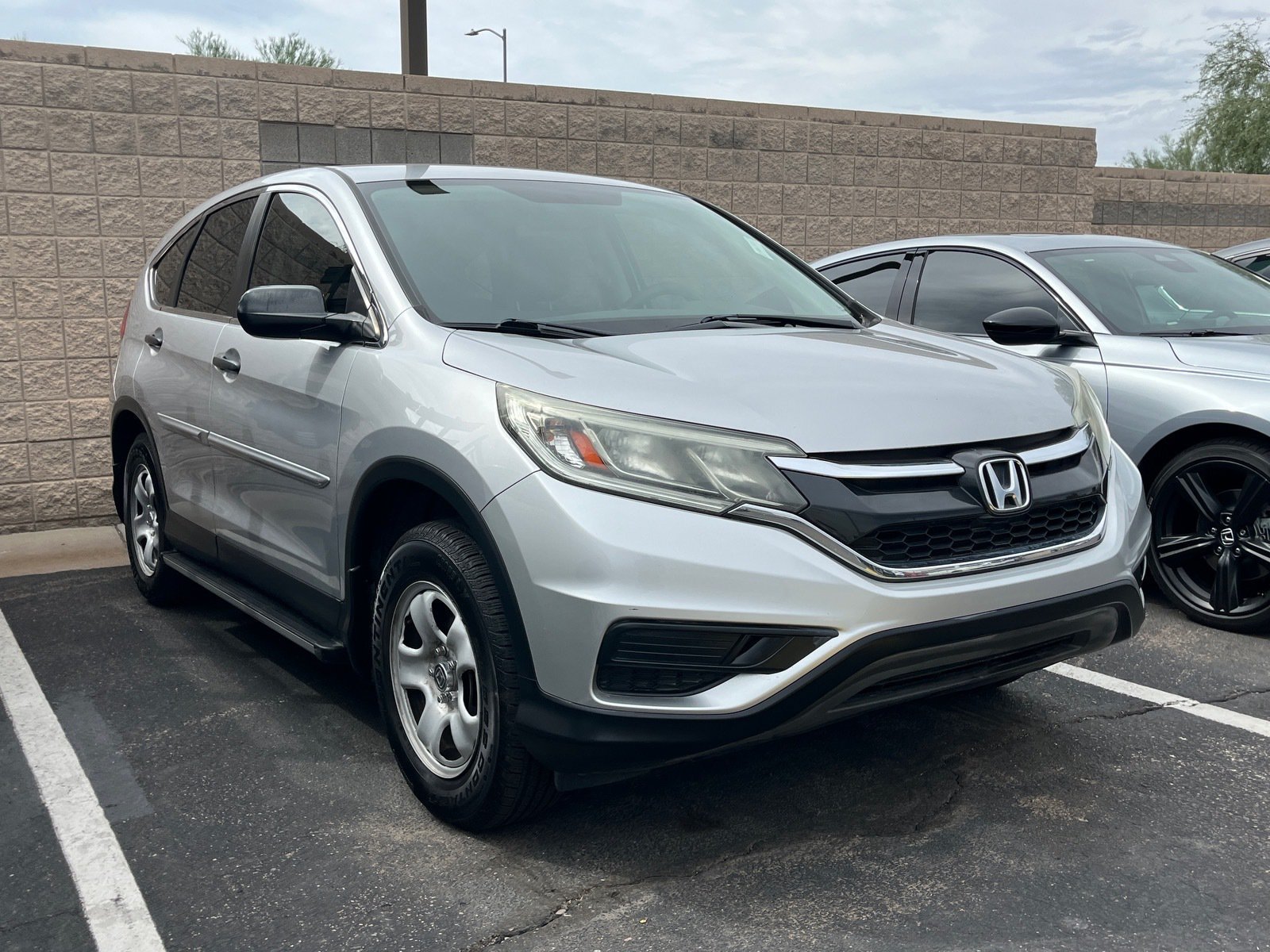 Used 2015 Honda CR-V LX image 5