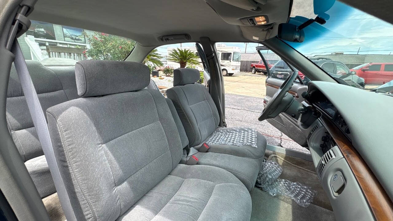 Used 1998 Oldsmobile 88 FWD image 5